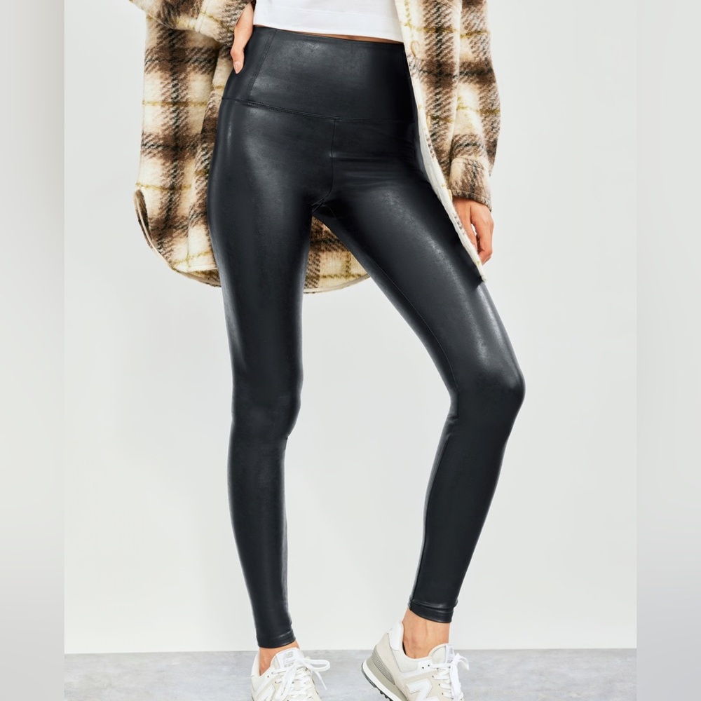 Wilfred Daria leggings
